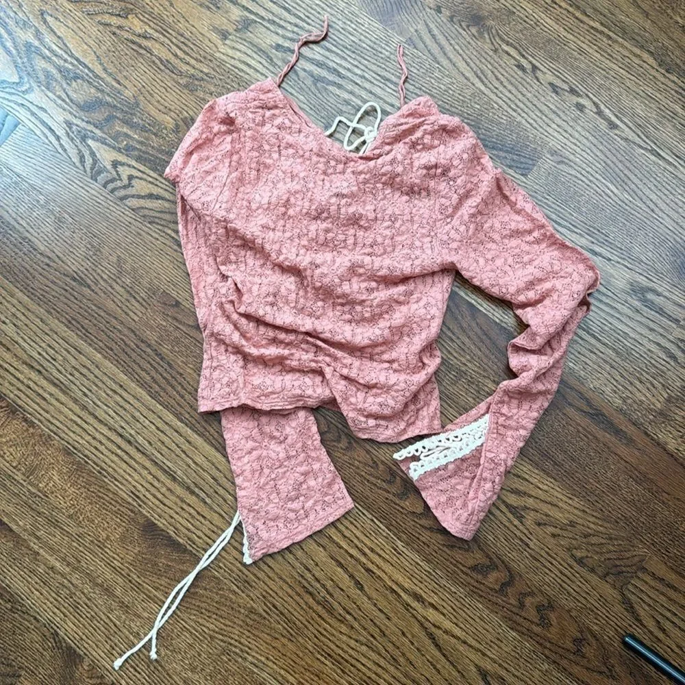 Free People Lilah Dusty Pink Lace Crochet Tie Scrunch Top size small